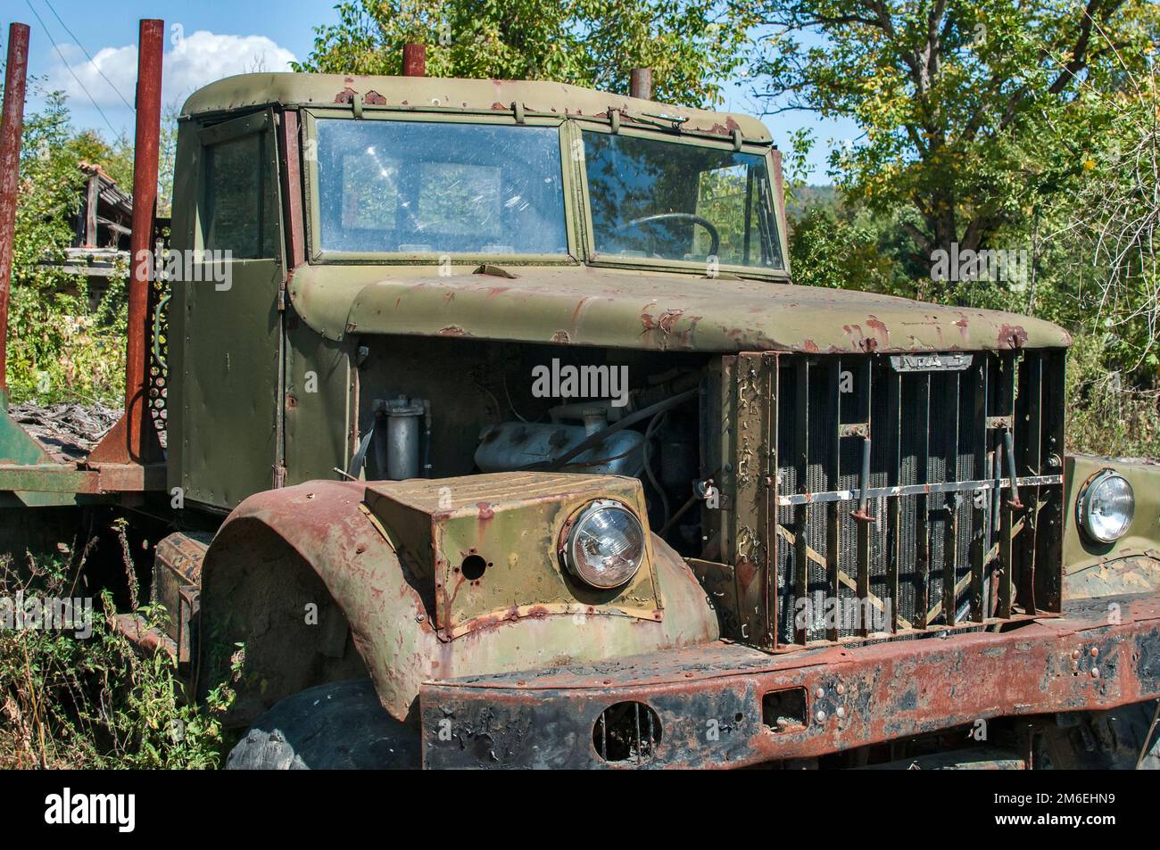 Vecchio rusty sovietico vintage pesante camion closeup grande Foto Stock