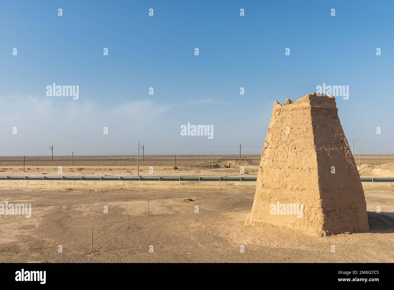 Torre faro vicino Dunhuang Foto Stock