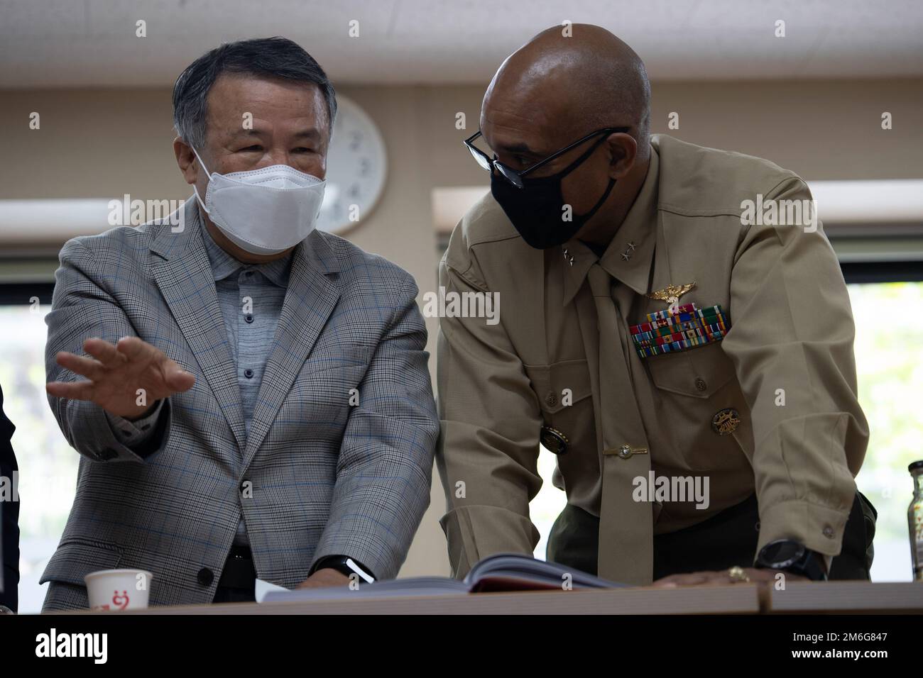 Maglietta Uomo Corpo Dei Marines Corea Del Sud – Scuola Guerra Montagna Pohang – Cotone Nero