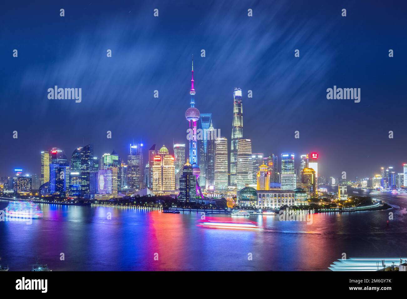 Affascinante vista notturna di Shanghai Foto Stock