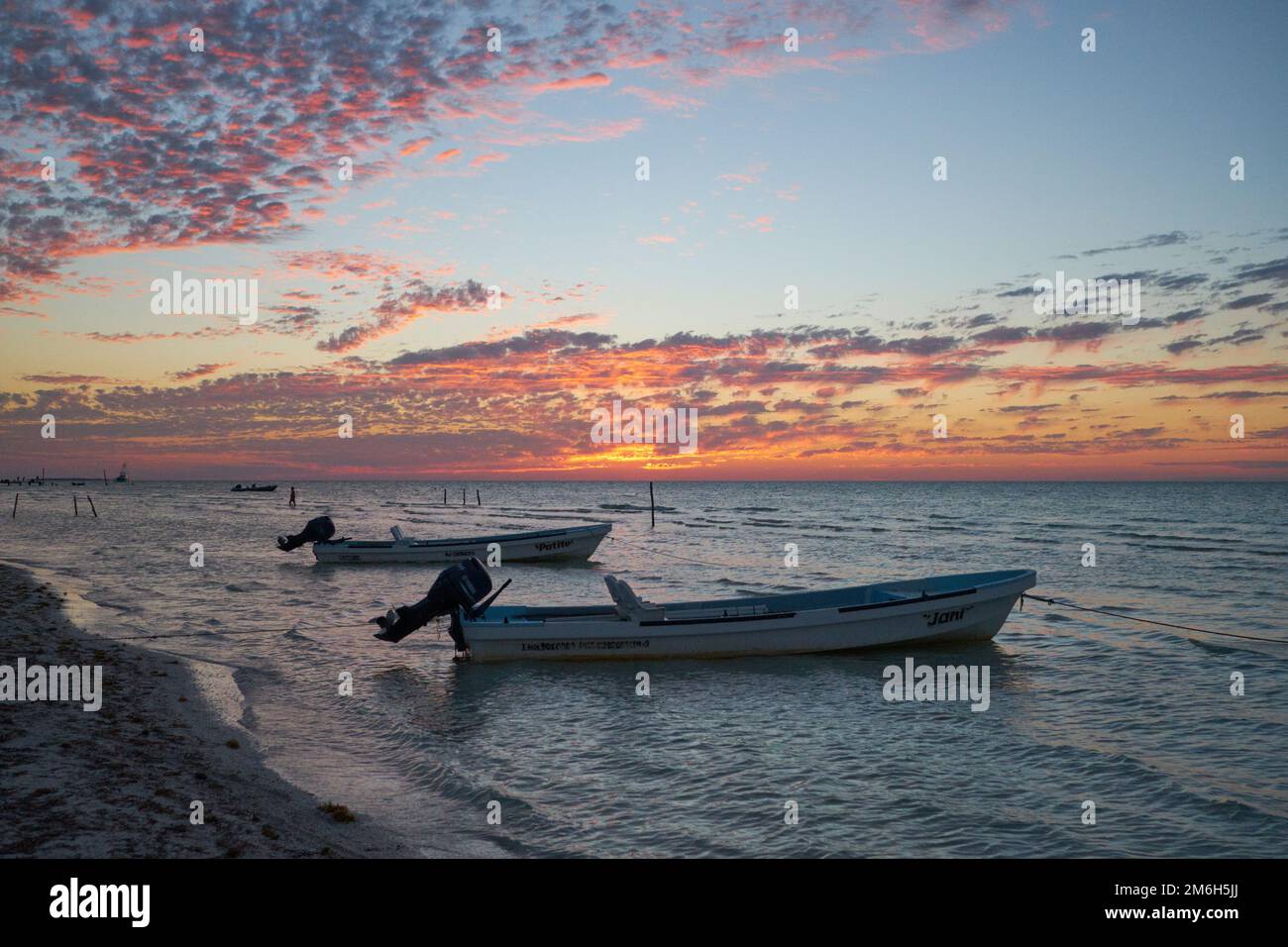 Il sole tramonta sul mare, il Golfo del Messico il sole tramonta sul mare, il Golfo del Messico dettaglio di acqua scintillante come il sole tramonta sul mare, t Foto Stock
