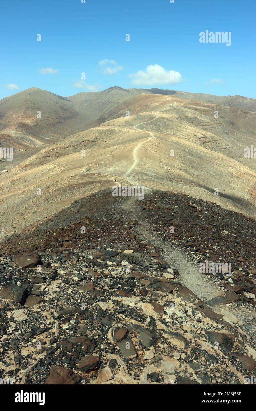 Escursione al Monte Talahijas tra la Gola di Vinamar e la Vallmelo da la Cal Valley Foto Stock