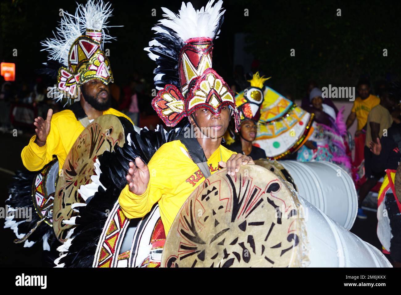 Festa di Capodanno Junkanoo 2023 Street Parade Celebration il 1st 2023 gennaio a Nassau Bahamas Foto Stock