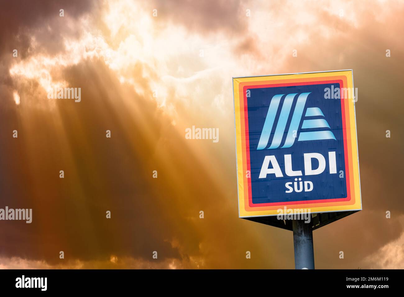 Simbolo aldi immagini e fotografie stock ad alta risoluzione Alamy
