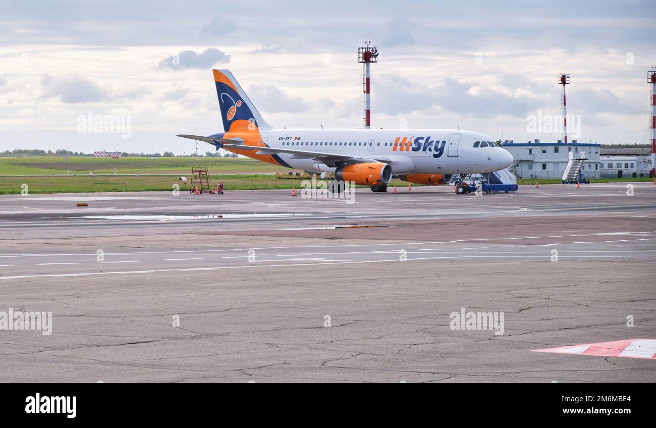 Aereo HiSky compagnia aerea parcheggio in aeroporto da Chisinau, Moldova, 2022 Foto Stock