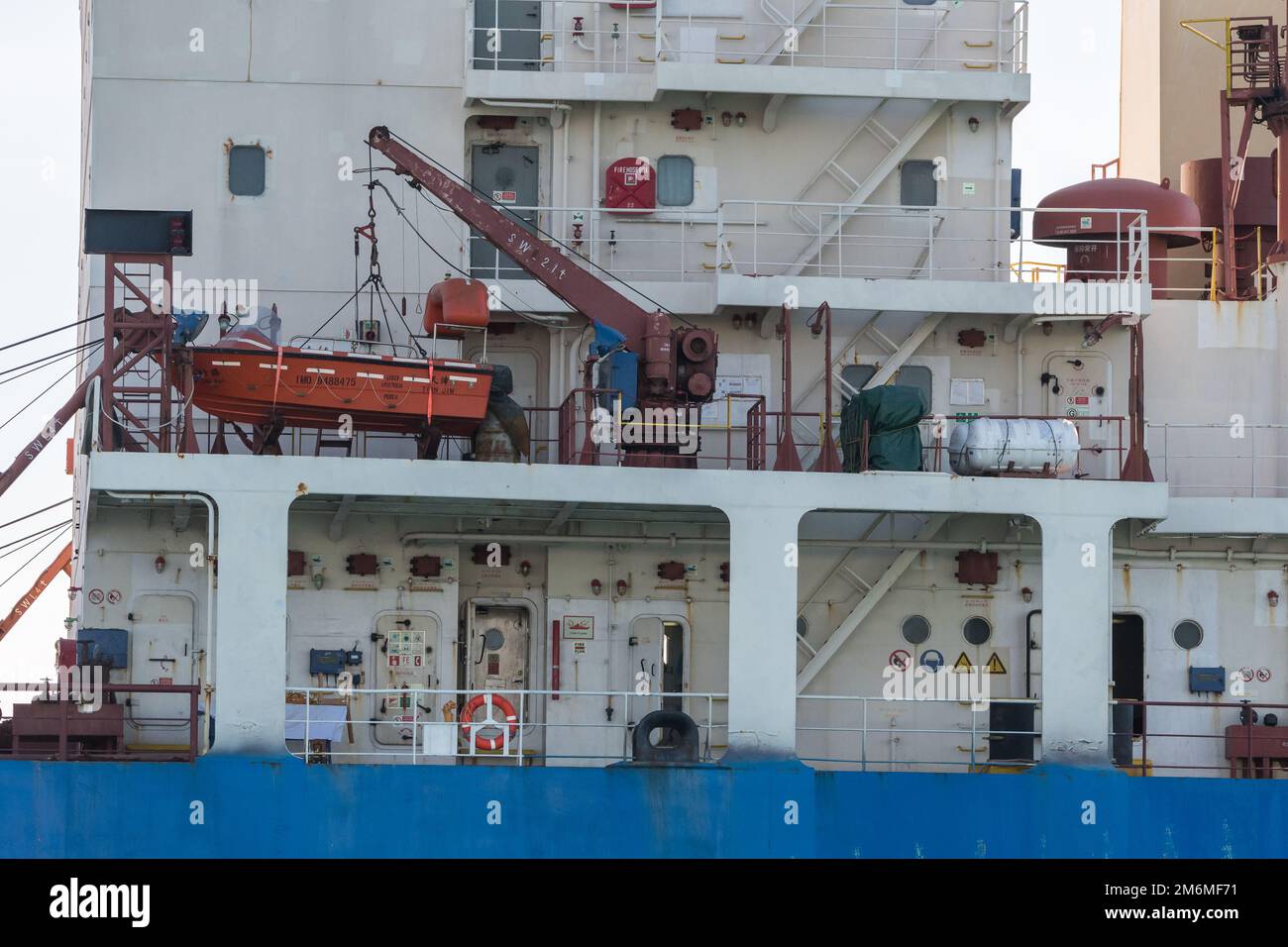 Vista sul ponte, portarinfuse a scarico autonomo, Tarragona, Catalogna, Spagna Foto Stock