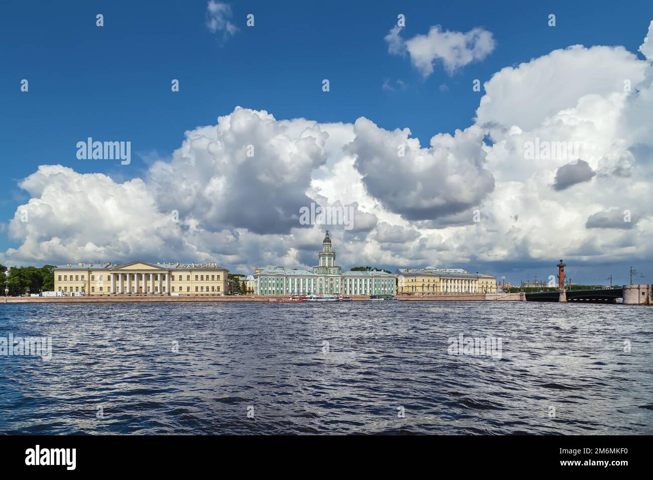 Argine universitarie, San Pietroburgo, Russia Foto Stock