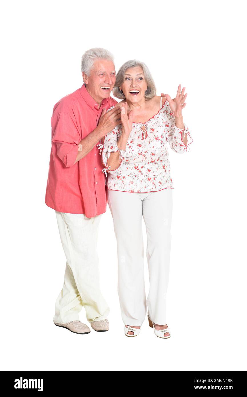 coppia anziana in posa isolata su sfondo bianco Foto Stock