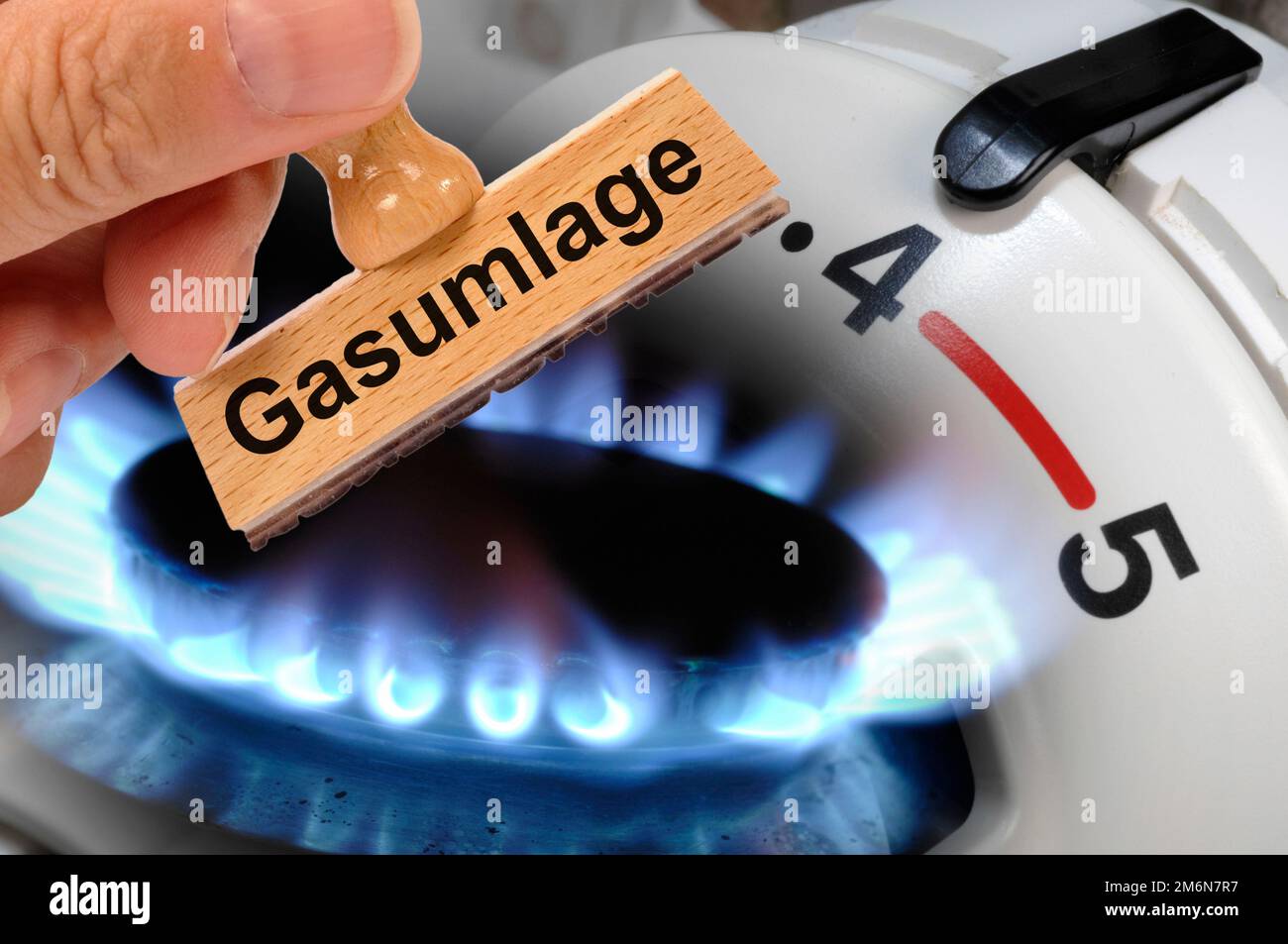 Il supplemento del gas è stampato su un timbro di legno Foto Stock