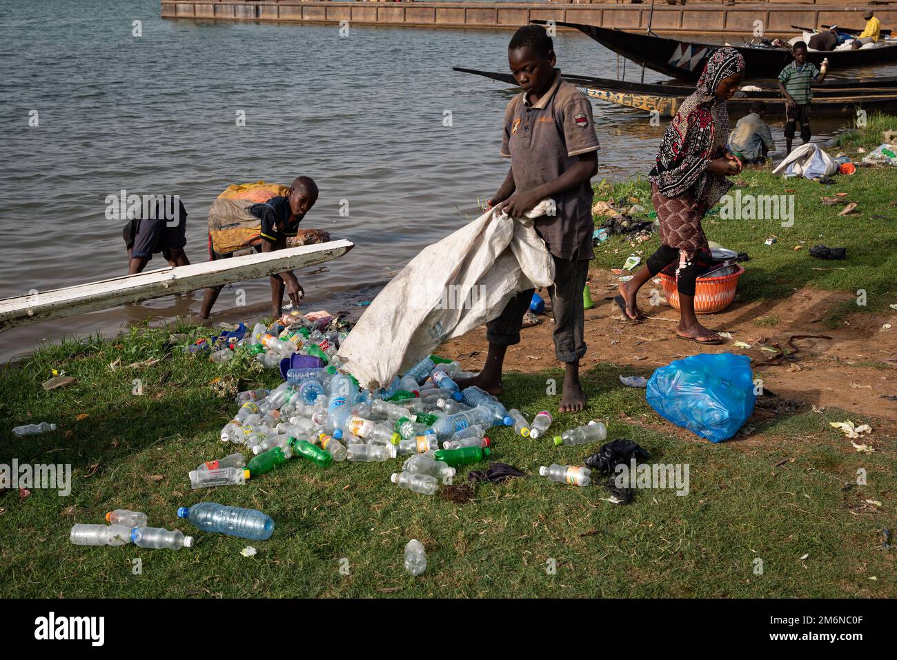 Nicolas Remene / le Pictorium - la risposta del Mali alle sfide e alle realtà del cambiamento climatico - 8/3/2021 - Mali / Segou / Segou - Bambini w Foto Stock