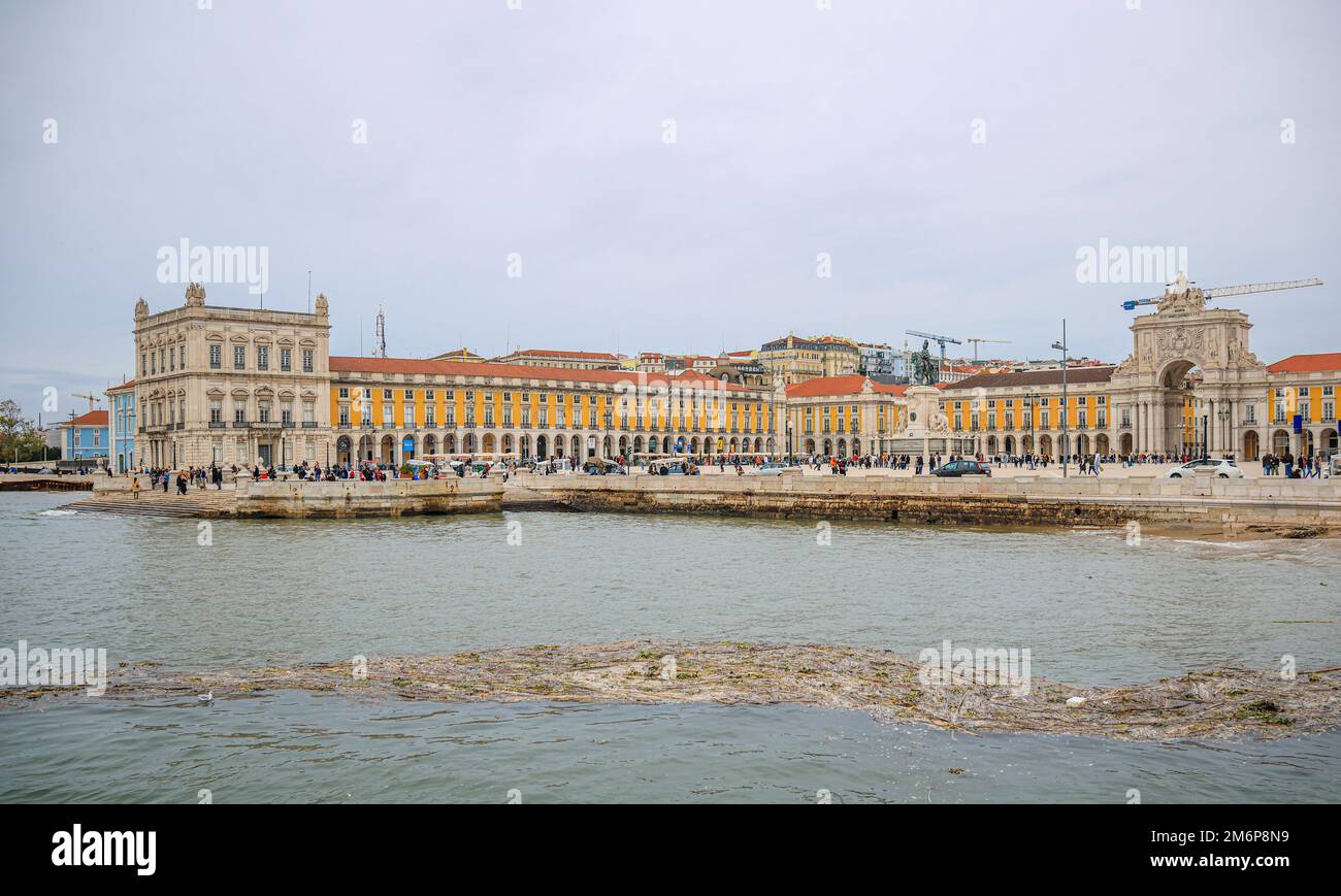 Piazza del Comercio nel centro di Lisbona, Portogallo Foto Stock