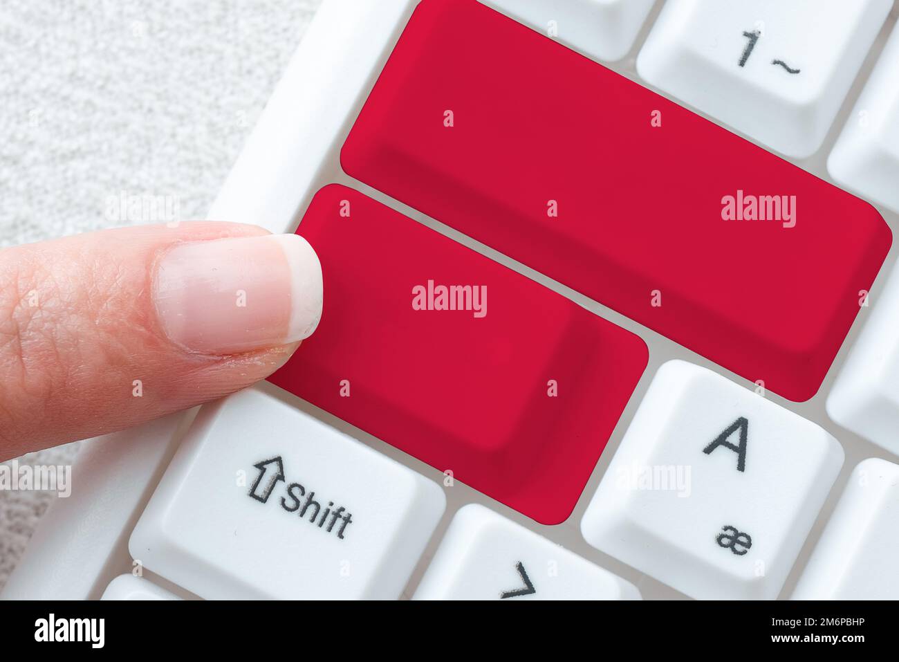 Download di dati di file online, caricamento di codici di programmazione, chat attività di navigazione, raccolta di informazioni, informatica Devic Foto Stock