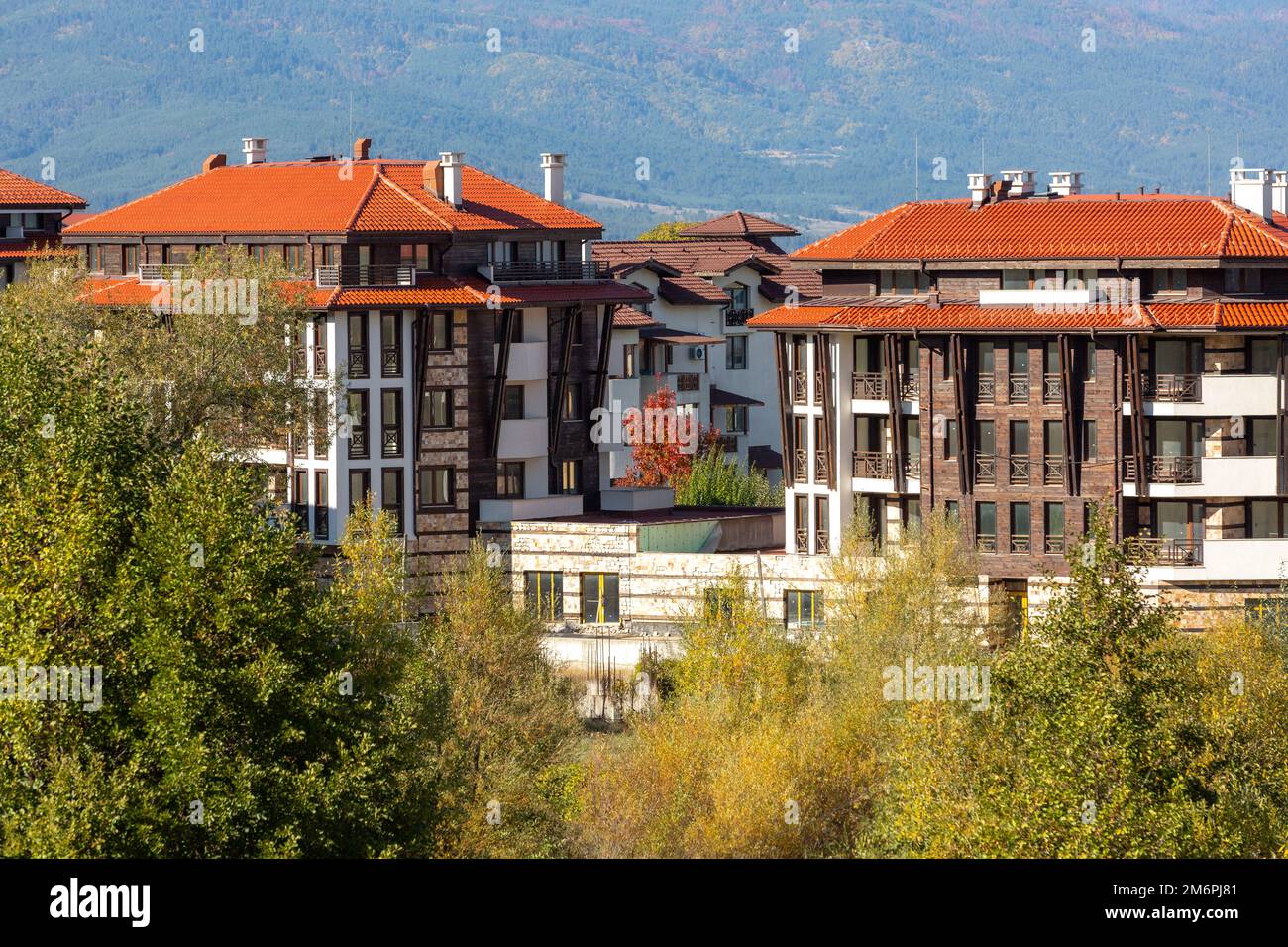 Bansko, Bulgaria, città autunno panorama Foto Stock