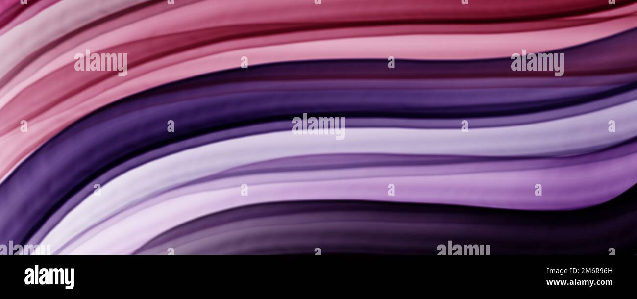 Pittura astratta fluida d'arte con inchiostro alcolico, percorsi in kintugi viola, vene, tonalità rosa e blu, sfondo carta da parati Foto Stock