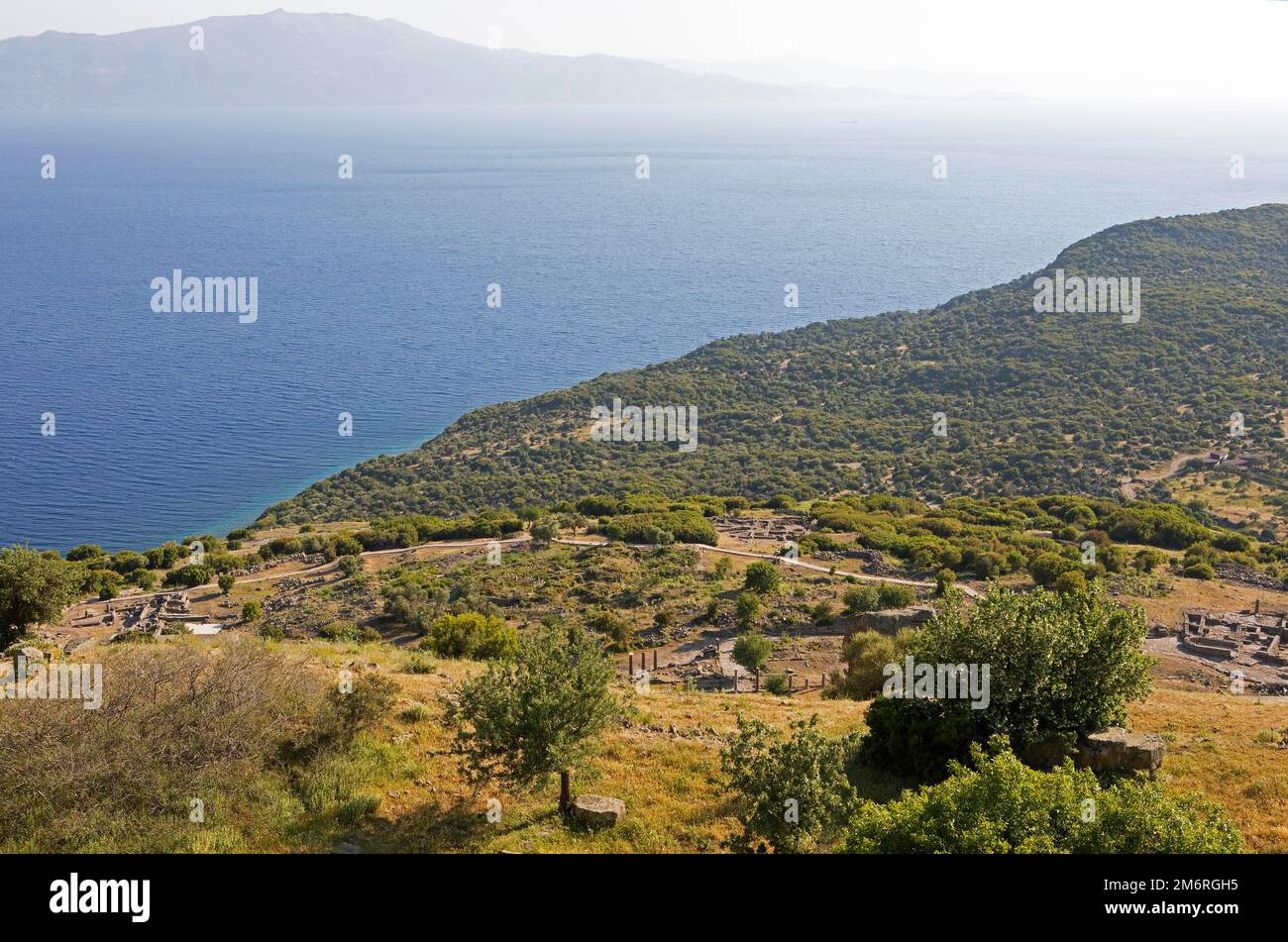 Assos, dietro il Mar Egeo, Provincia di Canakkale, Regione di Marmara, Turchia Foto Stock