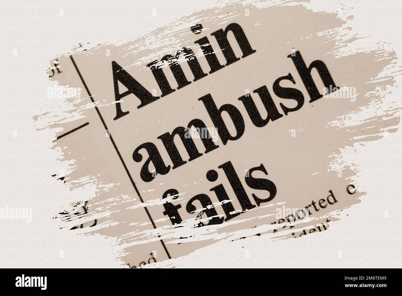 Amin ambush fallisce - notizia storia dal titolo dell'articolo del giornale 1975 con sovrapposizione in seppia Foto Stock