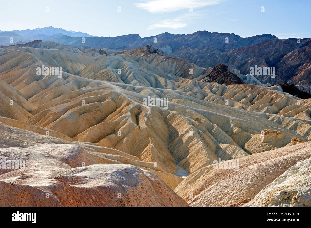 Zabriskie Point nella Death Valley, National Park, California, Stati Uniti Foto Stock