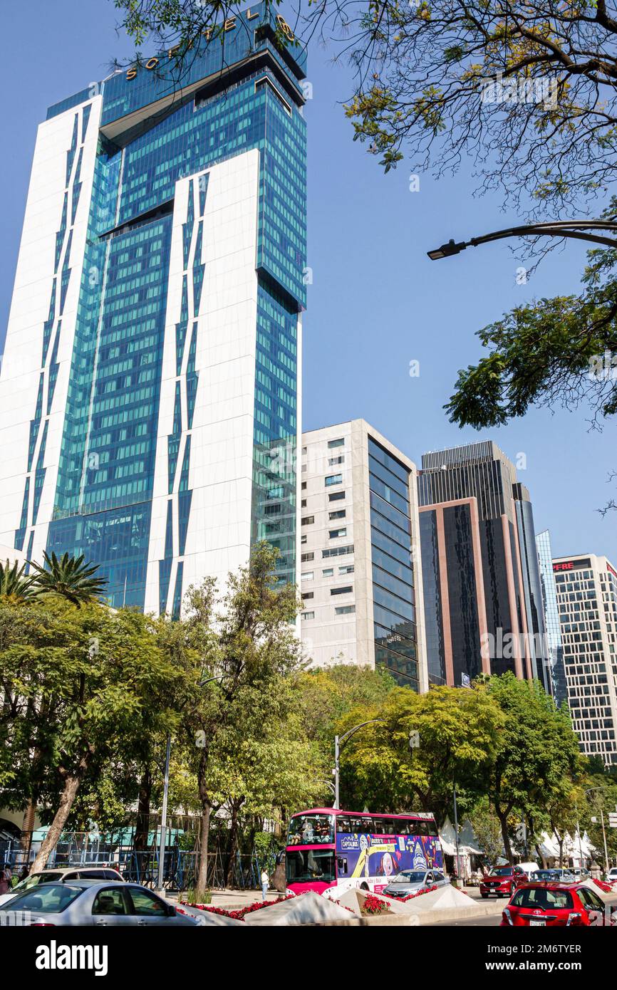 Mexico City, Cuauhtemoc Avenida Paseo de la Reforma, Sofitel Reforma Tower, architettura moderna, Pedro Bodegas, alti grattacieli grattacieli Foto Stock