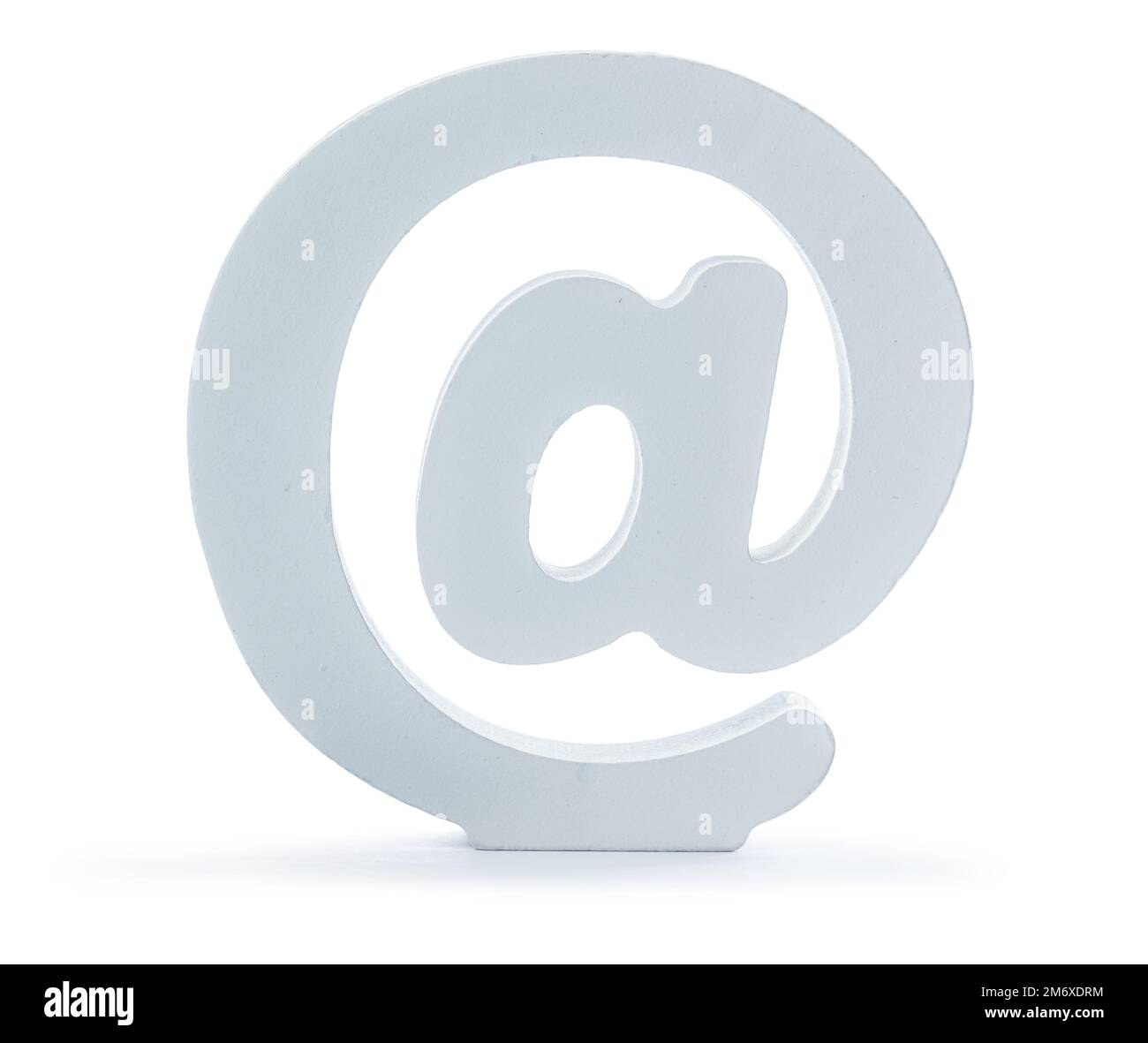 concetto isolato del simbolo e-mail per l'indirizzo e-mail e il contatto Foto Stock