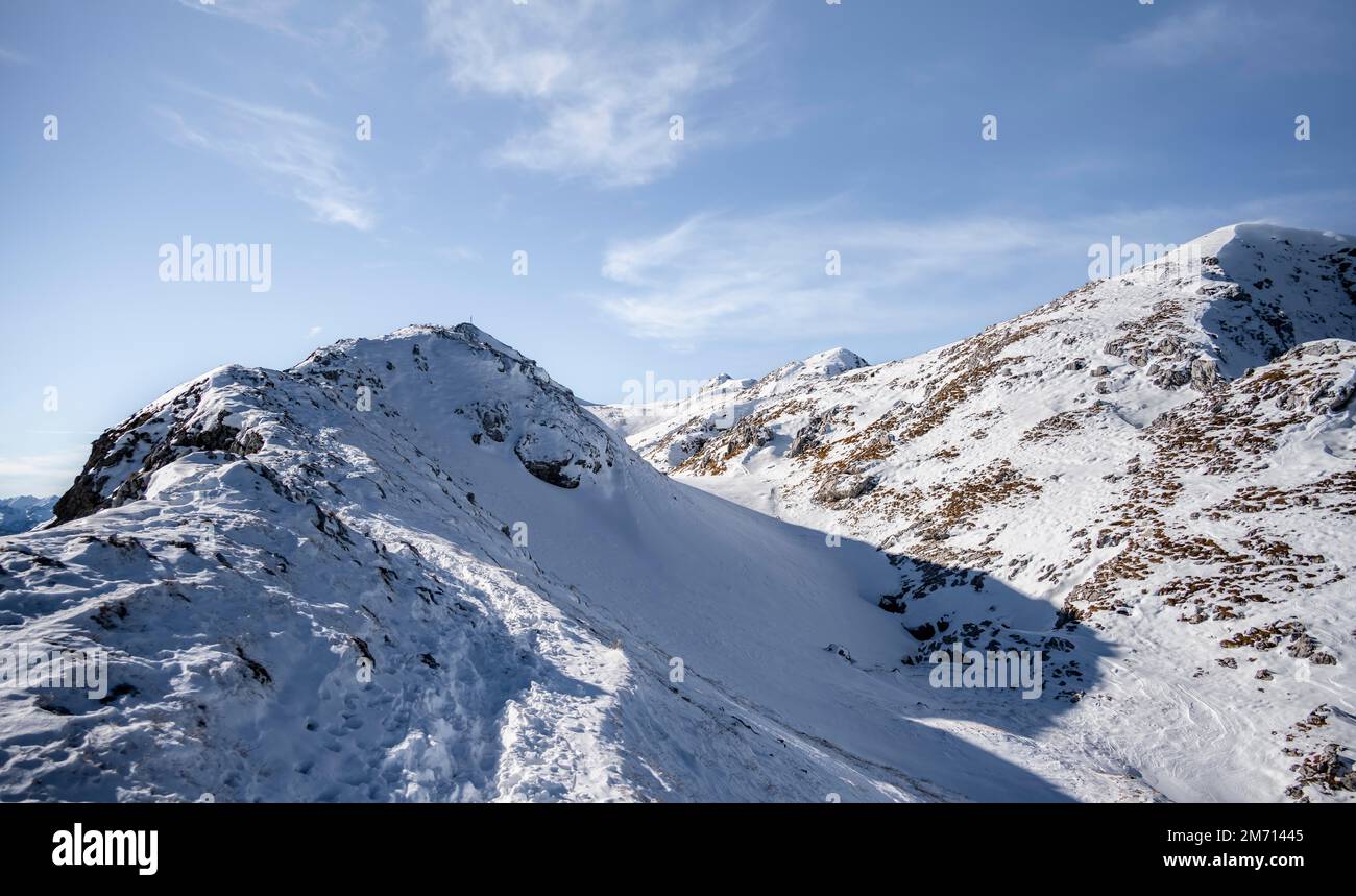 Ammergauer Hochplatte in inverno nelle Alpi di Ammergau, Baviera, Germania Foto Stock
