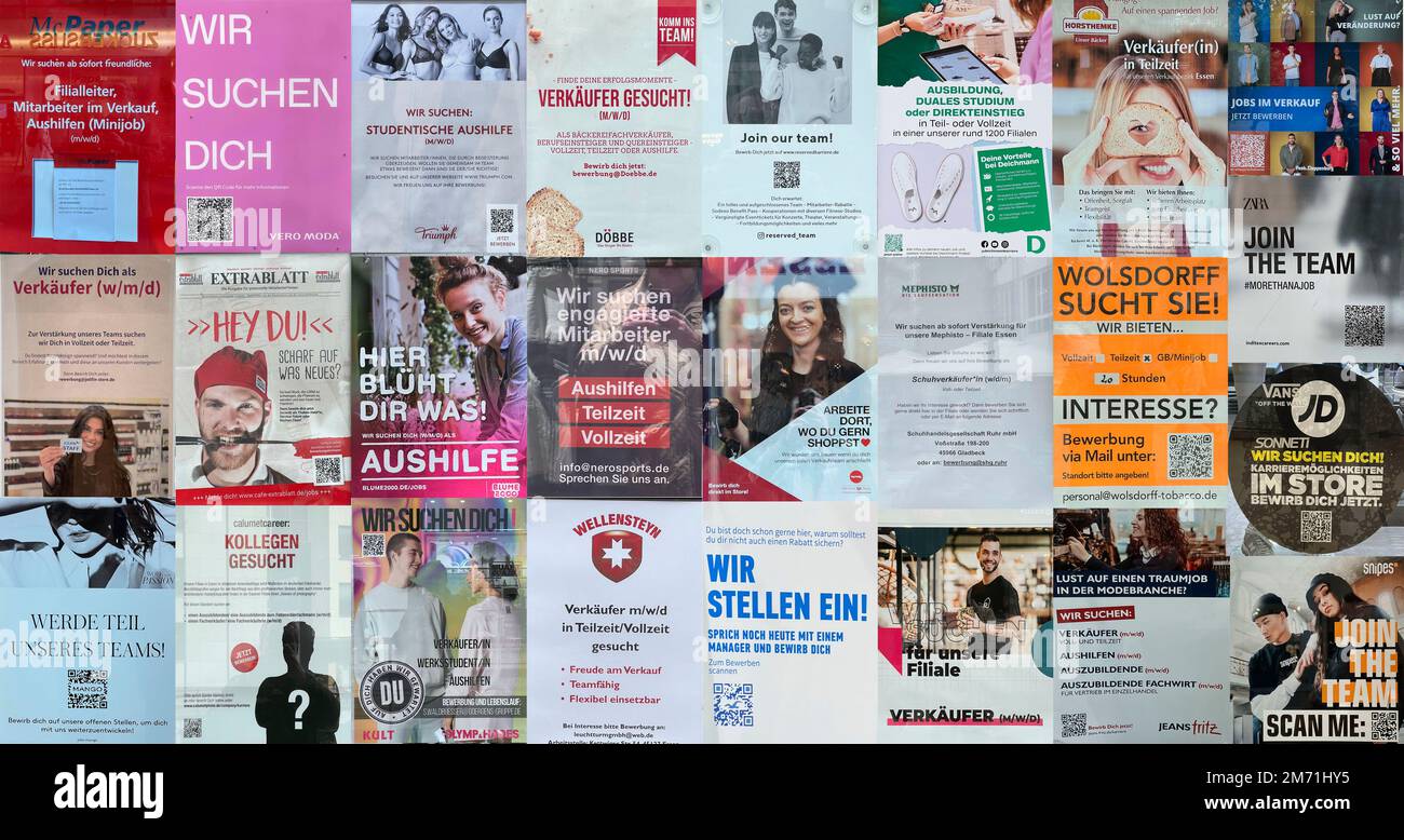 Ricerca di dipendenti di vari negozi al dettaglio, gastronomia, 25 poster in vetrine nel centro della città di Essen, scoperto in un'ora, lavoratori da un Foto Stock