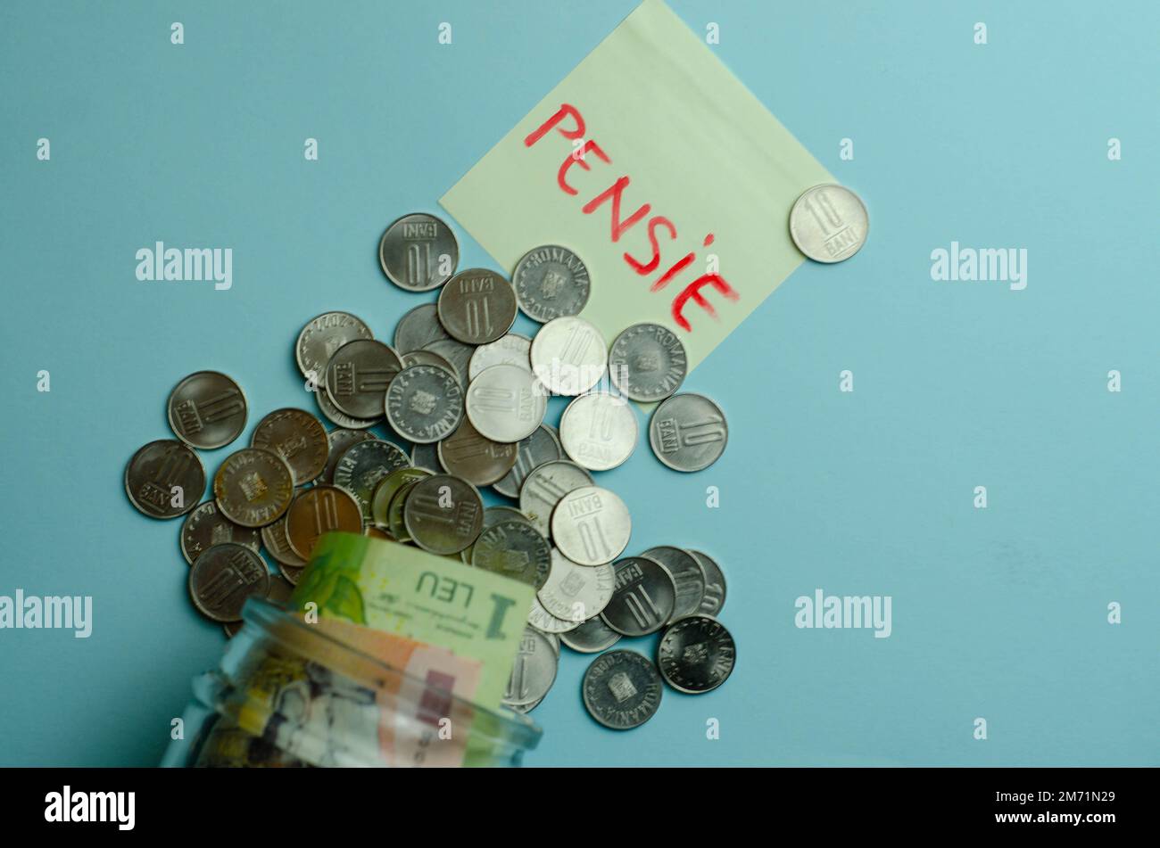 moneta rumena lei ron risparmio per pensione concetto Foto Stock