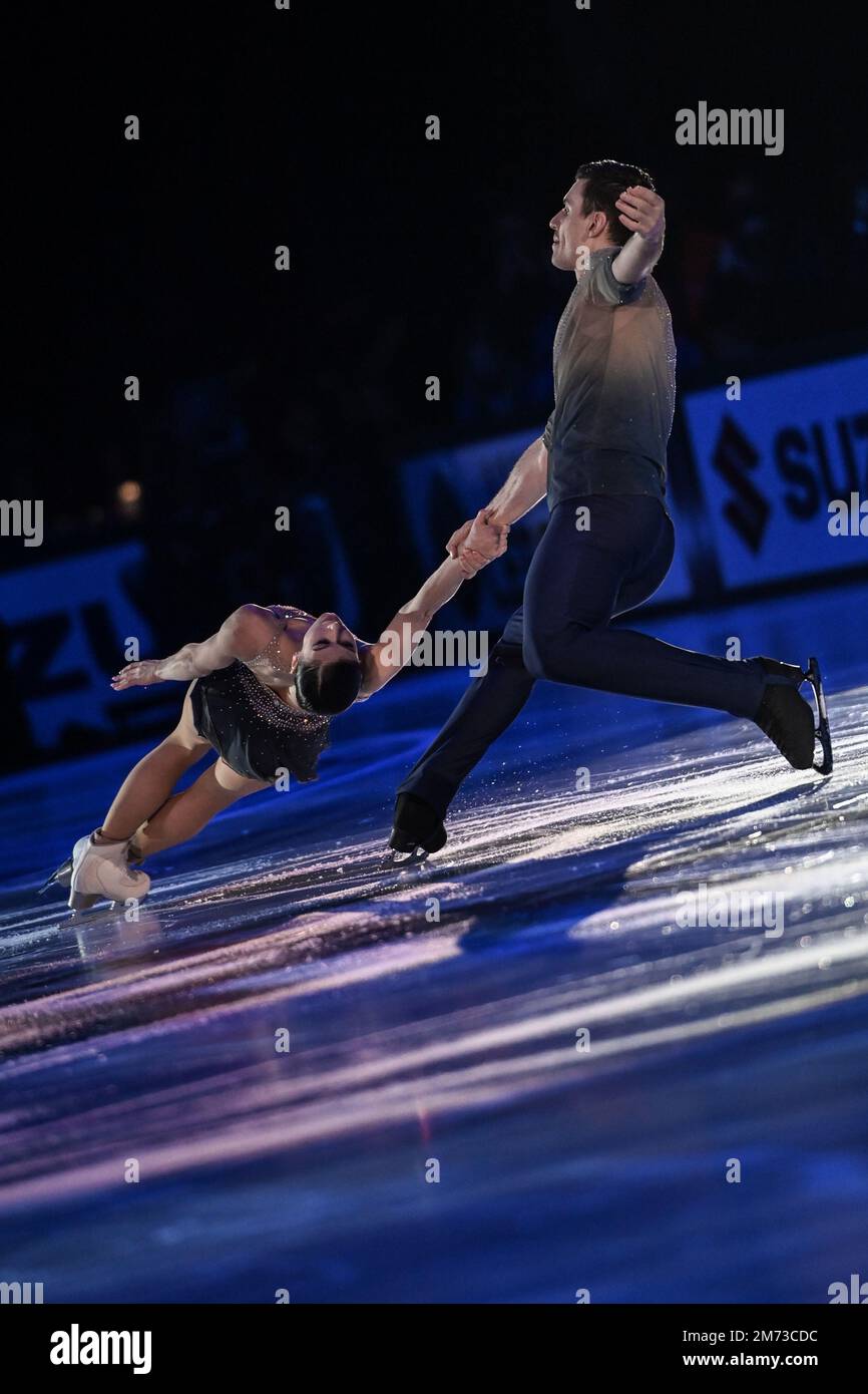Bologna, Italia. 06th Jan, 2023. Rebecca Ghilardi e Filippo Ambrosini (Italia) nel corso del 2023 Bol su Ice – Plushenko e Friends, Sport sul ghiaccio a Bologna, Italia, gennaio 06 2023 Credit: Independent Photo Agency/Alamy Live News Foto Stock