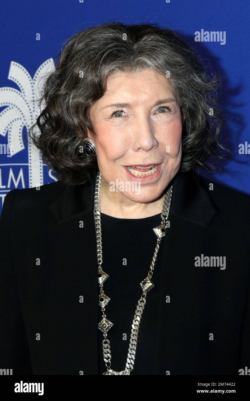 Palm Springs, Stati Uniti. 06th Jan, 2023. Lily Tomlin al '80 for Brady' World Premiere al Palm Springs International Film Festival il 6 gennaio 2022 a Palm Springs, CA (Foto di Katrina Jordan/Sipa USA) Credit: Sipa USA/Alamy Live News Foto Stock