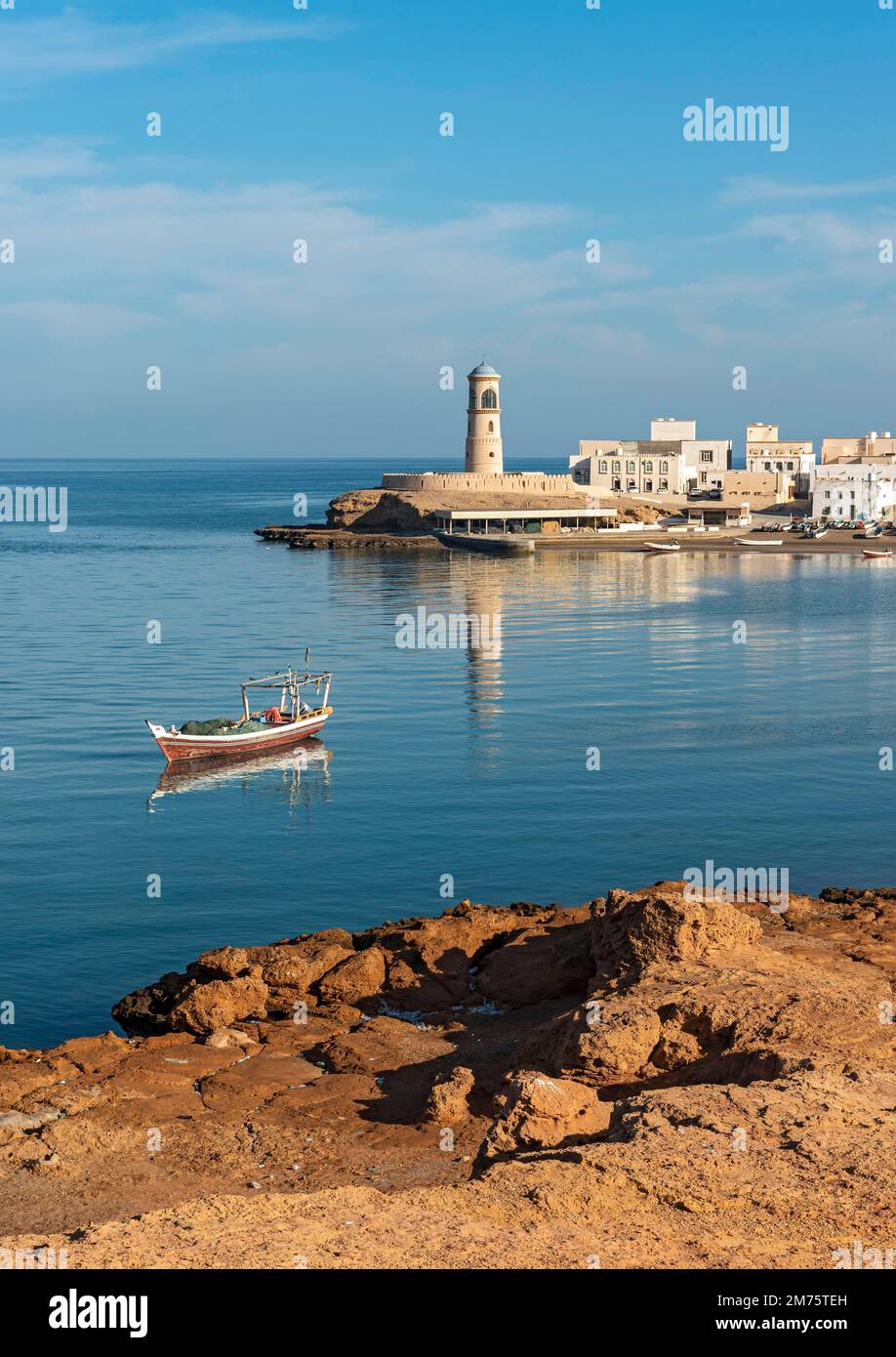 Barca da pesca e al-Ayjah Faro, sur, Oman Foto Stock