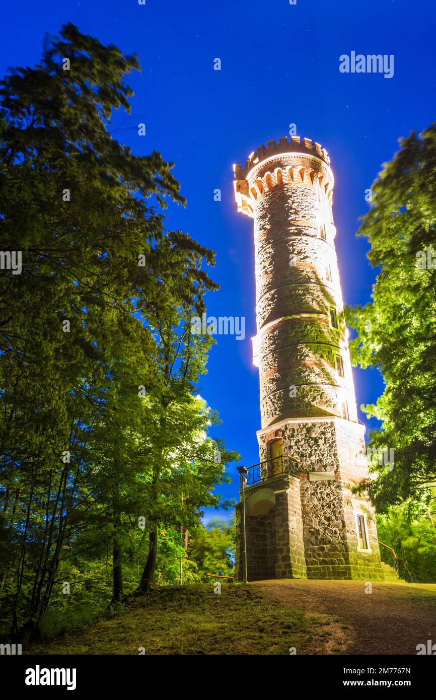 KRNOV (Jägerndorf): Torre di osservazione di Cvilín in , Moravskoslezsky, Regione Moravo-Slesiana, Regione Mährisch-schlesische, Ceco Foto Stock