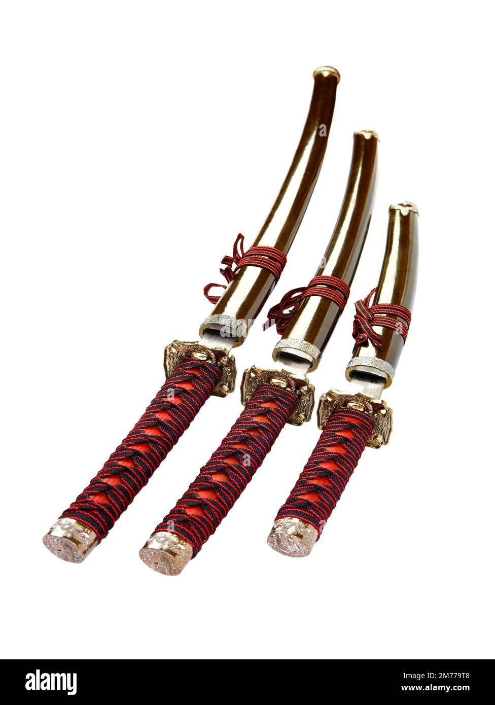 Close up isolato su uno sfondo bianco samurai giapponese di spade Foto Stock