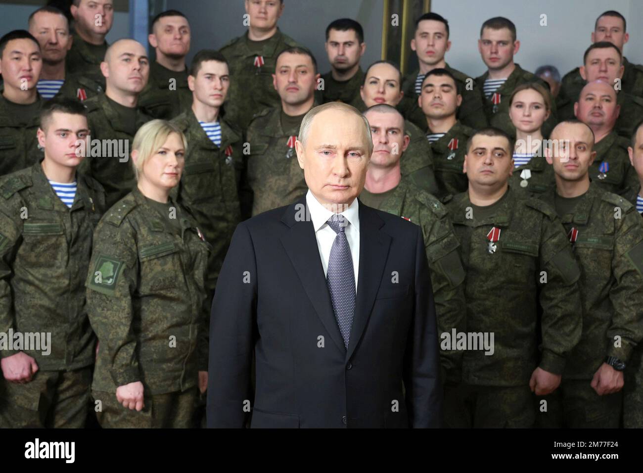 Vladimir PUTIN (Presidente della Russia) Rosso alla nazione il 12/31/2022. VR Soldiers, discorso di Capodanno alla Nazione. Foto: Il Cremlino Mosca via Foto Stock