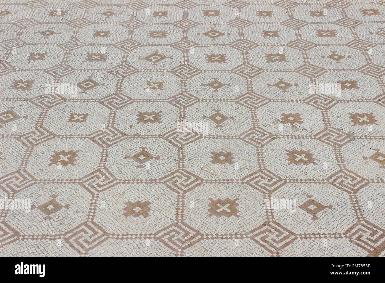 Pavimento mosaico restaurato della chiesa bizantina di Marianos (570-749), Jerash, Giordania Foto Stock