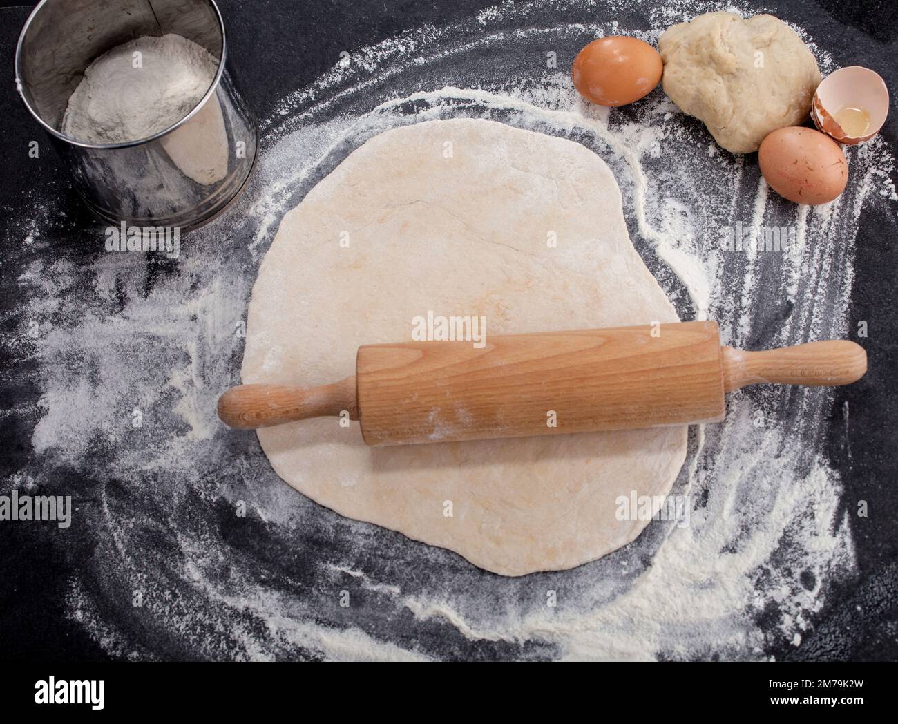 Gnocchi polacchi tradizionali. Produzione di gnocchi fatti in casa Foto Stock