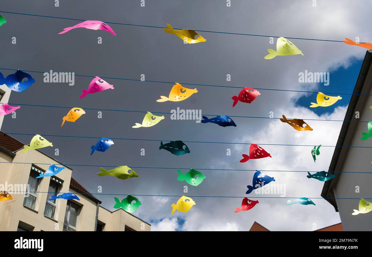 Visualizzazione aerea di tagli di coniglietti vari sopra una strada a Mulhouse, Alsazia, Francia Foto Stock