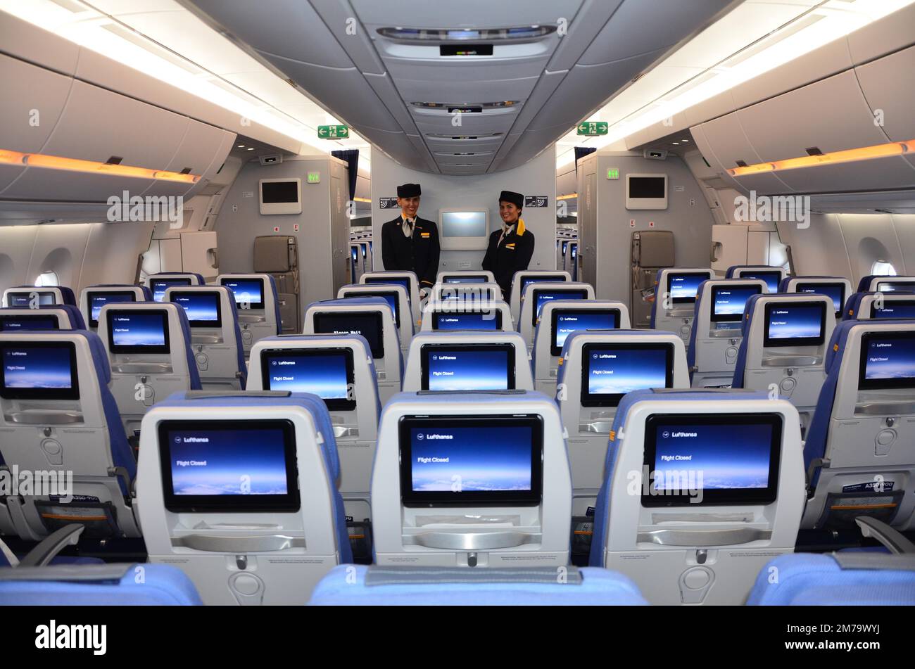 Aviation, Lufthansa, Airbus A350-900, sedili, equipaggio, Aeromobili passeggeri Foto Stock