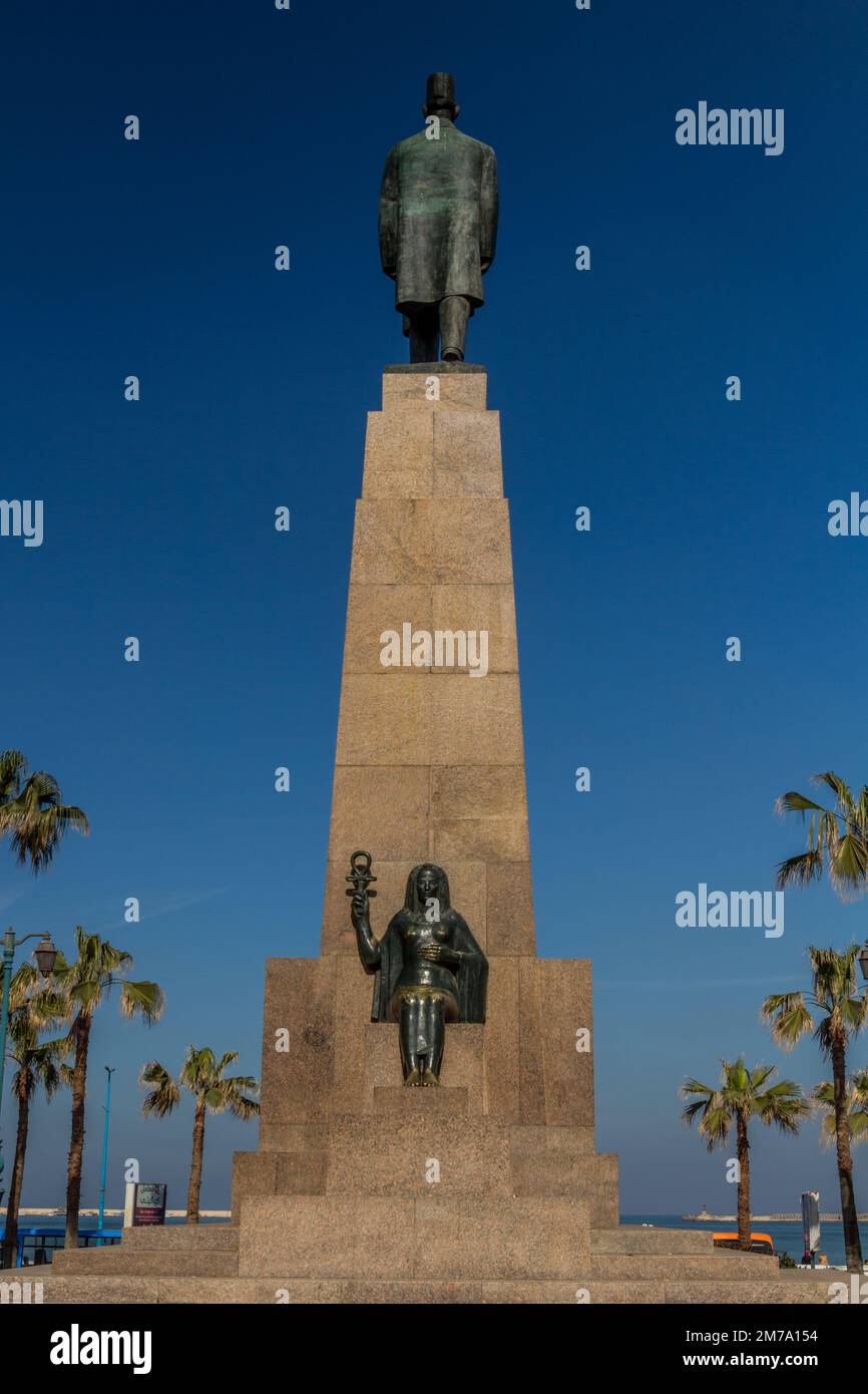 ALESSANDRIA, EGITTO - 2 FEBBRAIO 2019: Vista di un monumento Saad Zaghloul ad Alessandria, Egitto Foto Stock