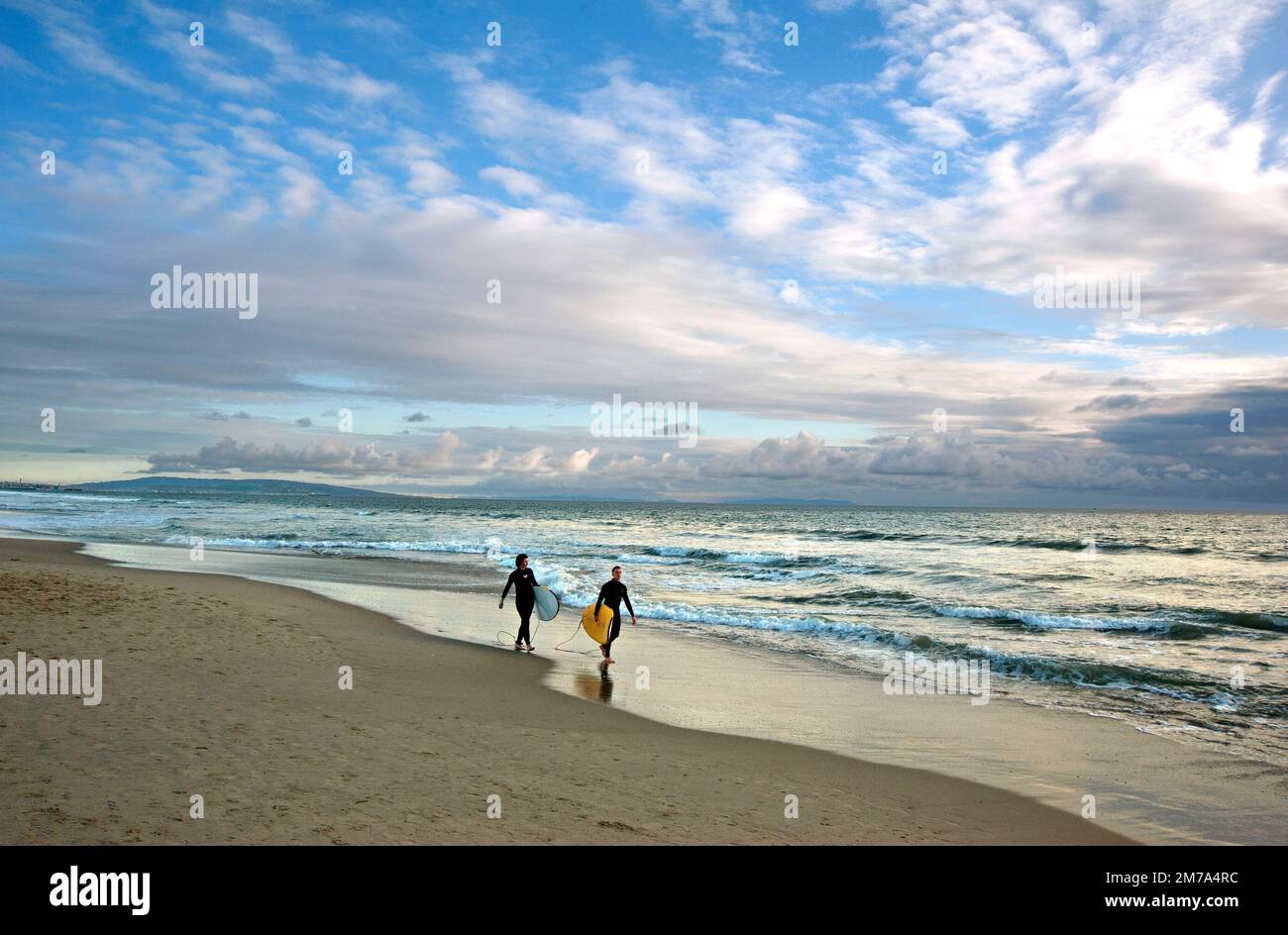 Surfers a Venice Beach, Los Angeles, CA Foto Stock