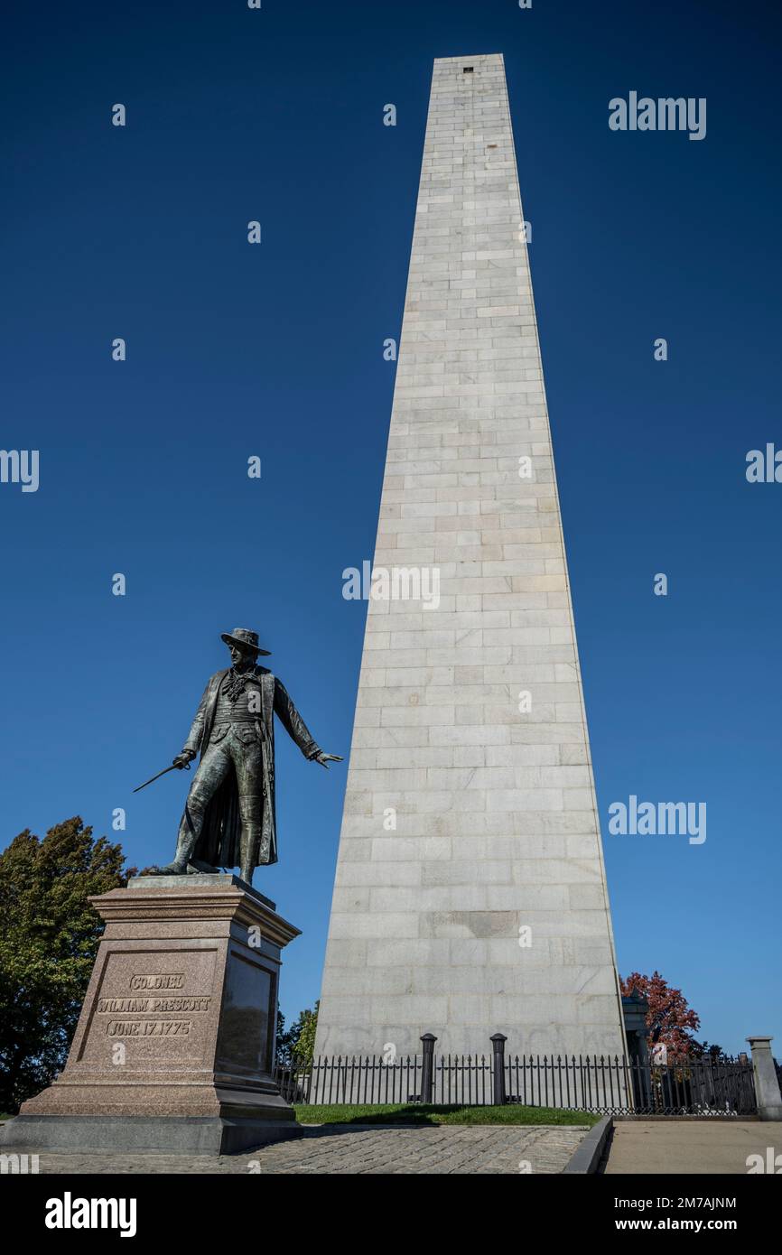Statua di William Prescott al Bunker Hill Monument Foto Stock