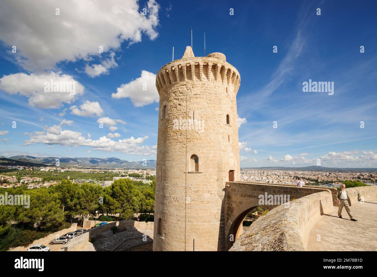 Torre Principale - La torre del homenaje -, Castillo de Bellver -siglo.XIV-, Palma de Mallorca. Mallorca. Islas Baleares. España. Foto Stock