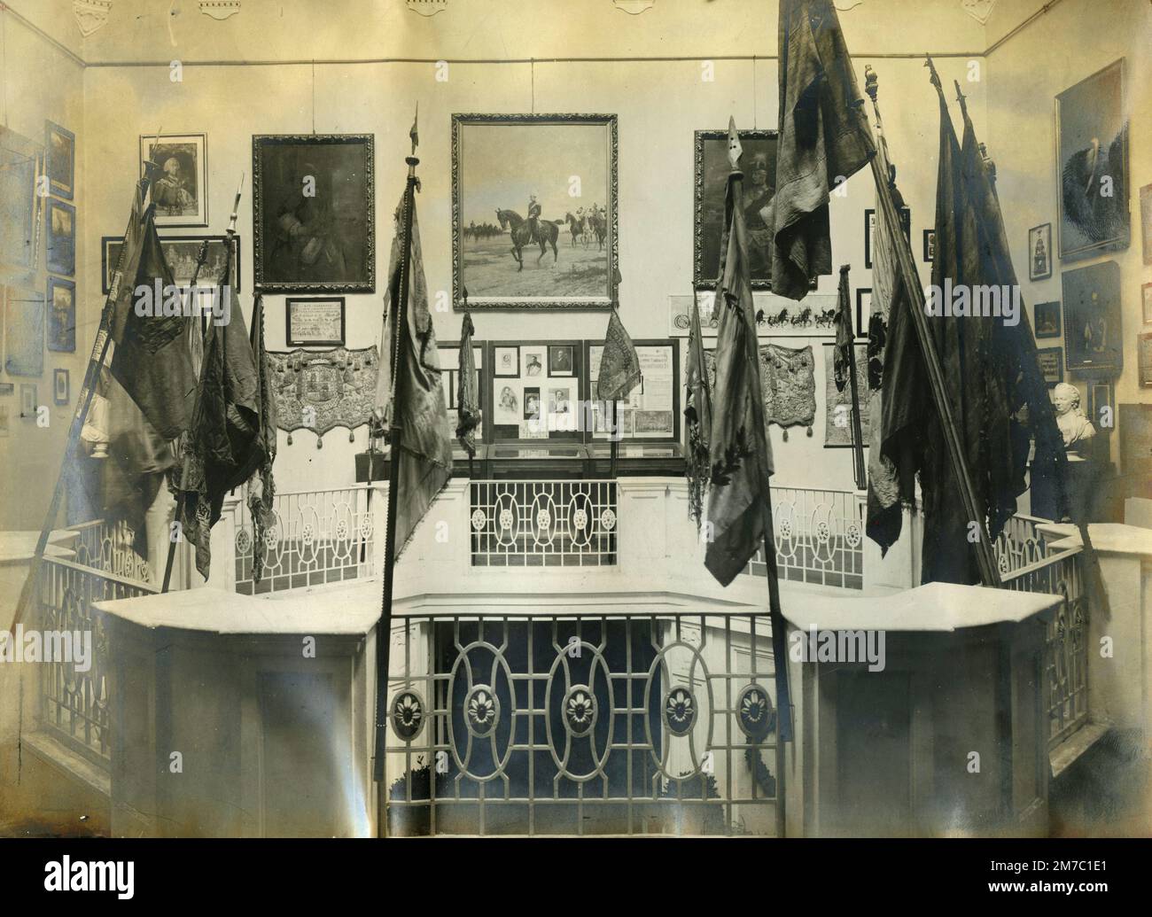 Museo con le reliquie della famiglia Savoia, Italia 1930s Foto Stock