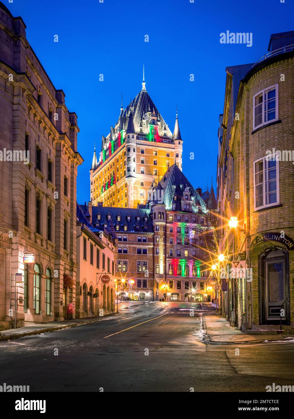 Hotel Fairmont Chateau Frontenac, Street Scene, patrimonio dell'umanità dell'UNESCO, Old Quebec City, Quebec, Canada Foto Stock