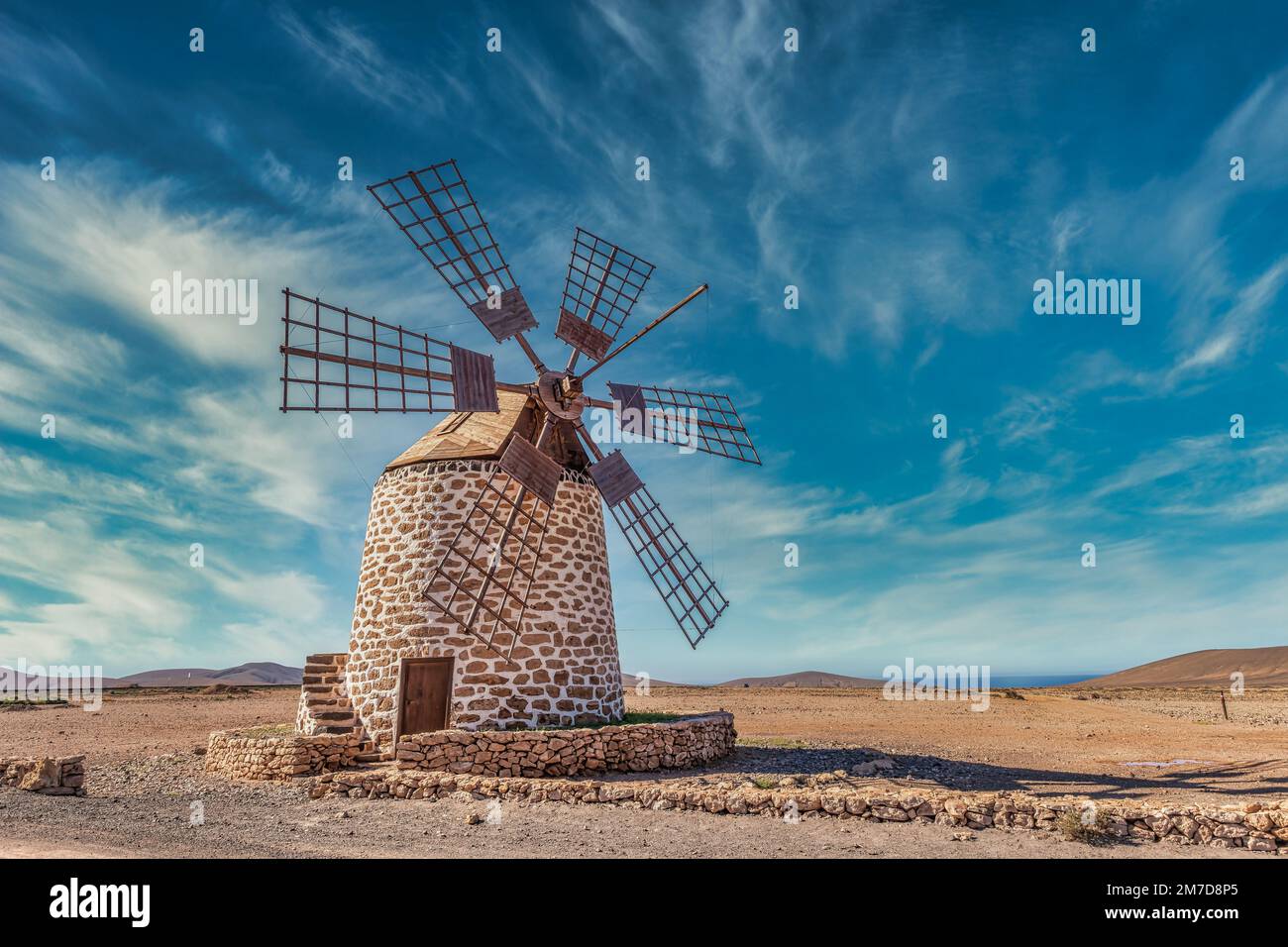 Mulino a vento Puerto los Molinos sulla costa occidentale di Fuerteventura, Spagna Foto Stock