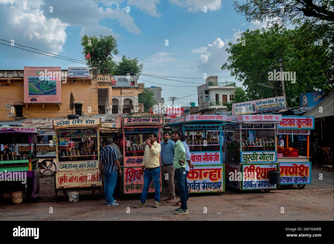 Trasporto al di fuori del Tempio di Rani sati, Jhunjhunu, Rajasthan, India Foto Stock