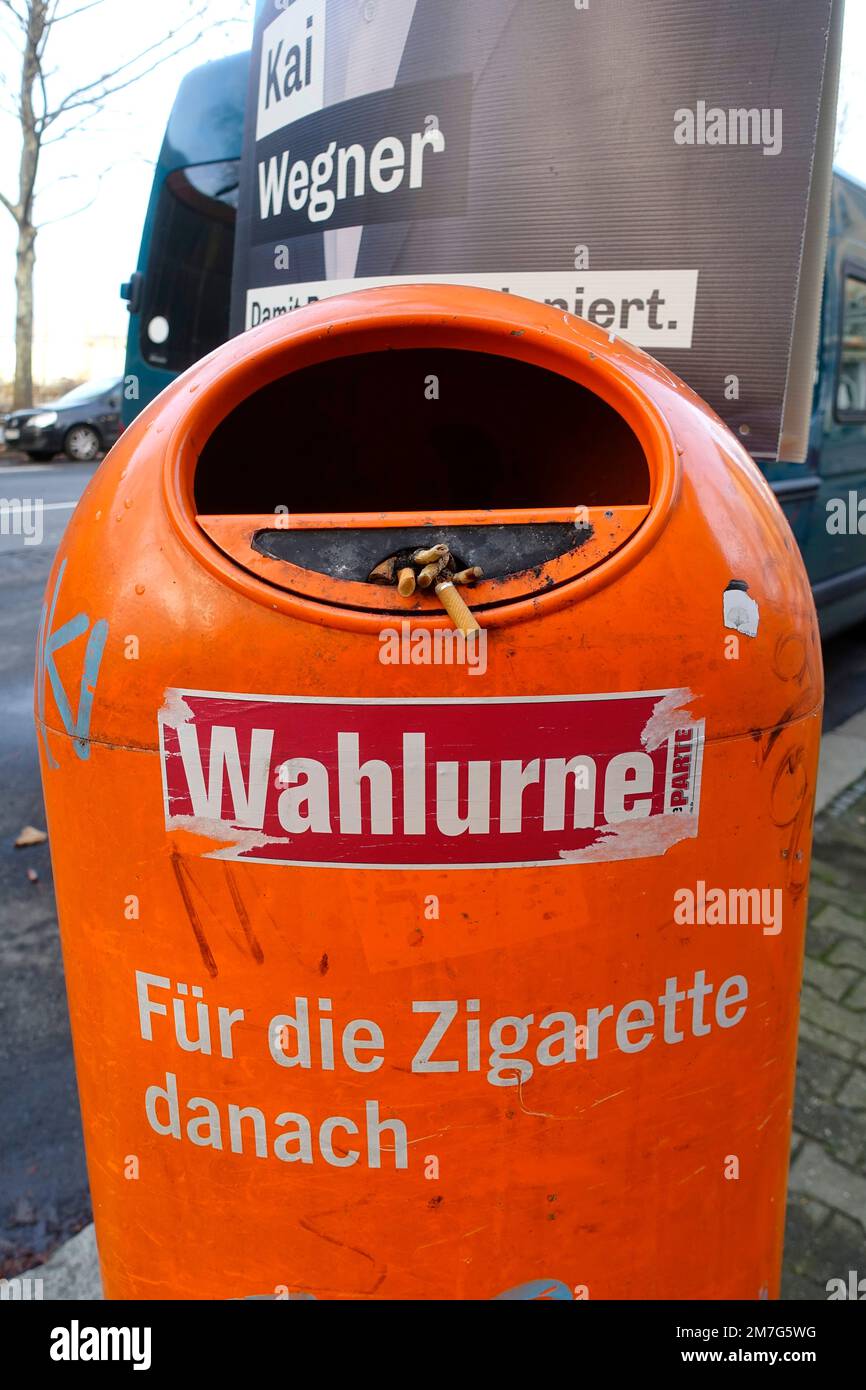Adesivo ballottaggio box, Berlino, Germania Foto Stock