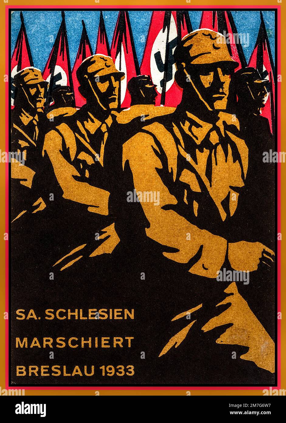 Sturmabteilung Germania nazista SA truppe marciando ad un Rally nazista Breslau 1933 Swastika Bandiere Poster Propaganda SA, abbreviazione di Sturmabteilung (tedesco: “Divisione d’assalto”), nome d’autore Storm Troopers o Brownshirts, German Sturmtruppen o Braunhemden, nel Partito nazista tedesco, un’organizzazione paramilitare i cui metodi di intimidazione violenta hanno giocato un ruolo chiave nell’ascesa al potere di Adolf Hitler. Foto Stock