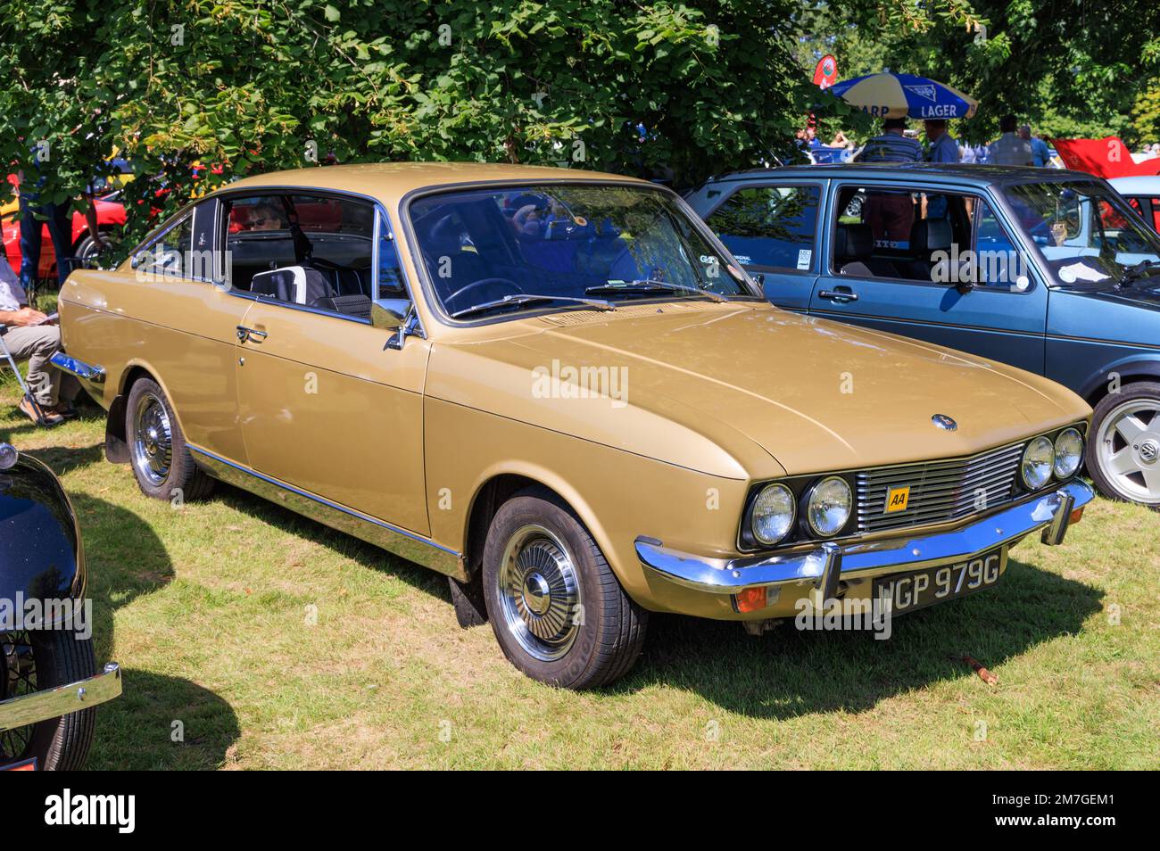 1968 Sunbeam Rapier Fastback coupé in occasione di una mostra di auto classica al Gnoll Country Park, Neath Port Talbot, Galles, Regno Unito Foto Stock