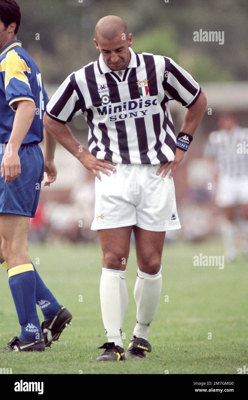 Italia, Villar Perosa Torino 08-10-1995 : Juventus FC giocatore Gianluca Vialli in azione durante amichevole Juventus - Juve Primavera Foto Stock