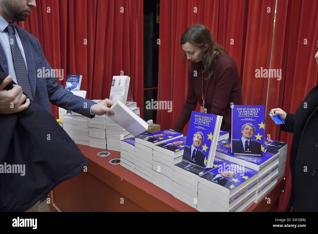 Roma, Italia. 09th Jan, 2023. **NESSUN WEB E GIORNALI SOLO PER L'ITALIA** David Sassoli, presentazione del libro Sapienza e Audacia, teatro Quirino. Credit: Independent Photo Agency/Alamy Live News Foto Stock