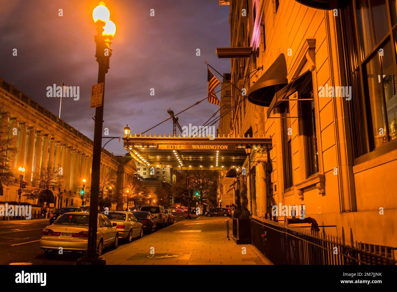 15th strada NW di notte, Washington, D.C., USA Foto Stock